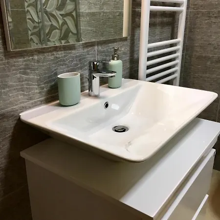 City Garden Apartment *